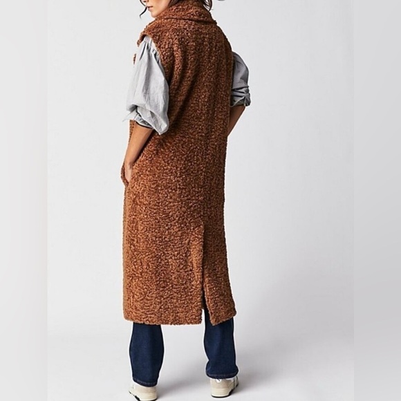 NWT Free People Cozy Time Vest in Cashew - Picture 3 of 9